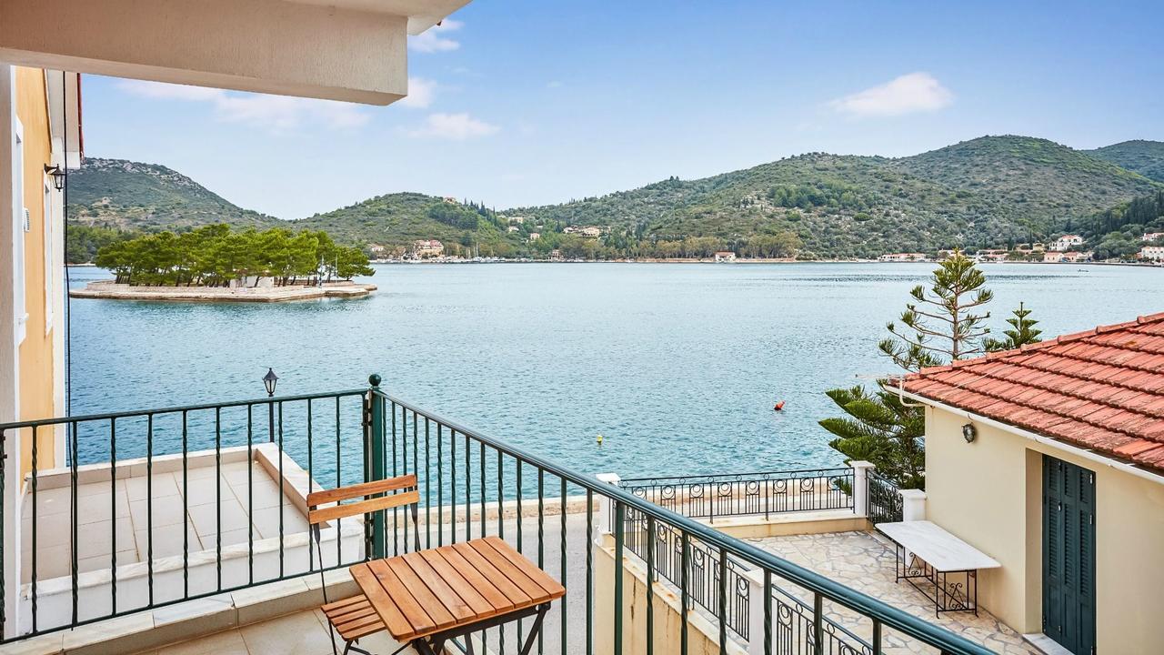 Lazaretto Palace Βαθύ Εξωτερικό φωτογραφία